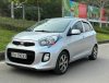 Màu bạc giá hữu nghị
