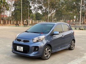 Màu xanh lam, giá chỉ 345 triệu