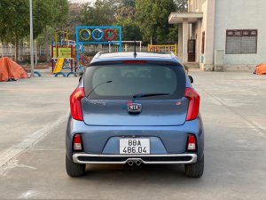 Màu xanh lam, giá chỉ 345 triệu