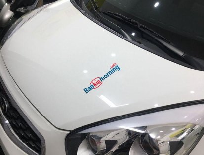 Cần bán gấp Kia Morning Si sản xuất 2018, màu trắng xe gia đình, giá chỉ 298 triệu