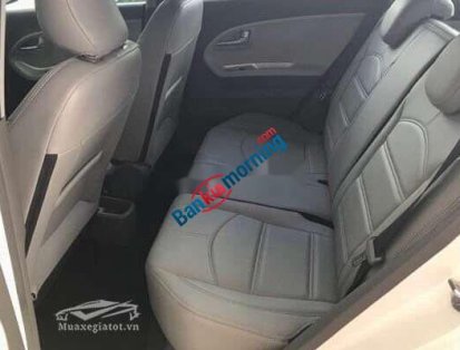 Bán ô tô Kia Morning Si 1.25 MT năm sản xuất 2018, màu trắng như mới
