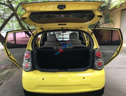 Cần bán xe Kia Morning SLX sản xuất năm 2011, màu vàng, xe nhập như mới giá cạnh tranh