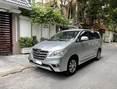 Cần bán xe Toyota Innova 2.0E 2016, màu bạc, chính chủ, giá 378tr