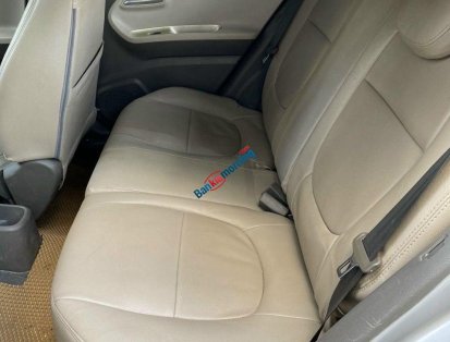 Cần bán xe bản đủ, đăng ký lần đầu 2015