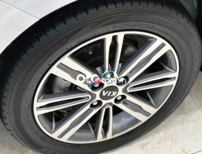 KIA Morning GT-Line đúng 8000km. Một chủ